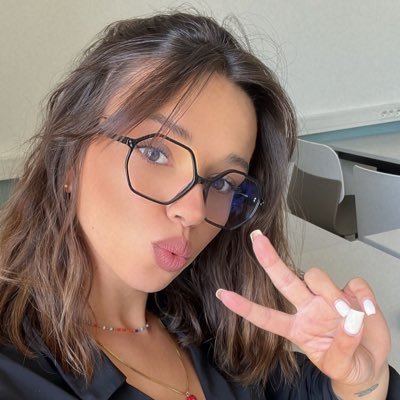 MaylisLeroy's profile picture. ig: xzyma