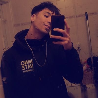 Twitch Partner: (https://t.co/3UeVM8lS8f) | Old School Runescape content creator |