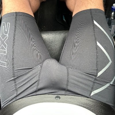 JB_3195's profile picture. 28yo Aussie kinky, socks, bulge, lycra/spandex, speedos, openly partnered.
Buy some used underwear 🩲💰
😏➡️https://t.co/nReEspDb3n