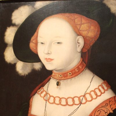 Lady in love with portraits and oil paintings. Page dedicated to art history and filled with mostly portraits taken from museums and art galleries.