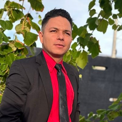 🌷 Cristão reformado ⚒ Arquiteto e Urbanista ✠ Vasco da Gama
