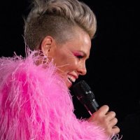 pink_summercarnivaltour(@_summercarnival) 's Twitter Profile Photo