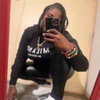 ELoveee (@prettyychoc) 's Twitter Profile