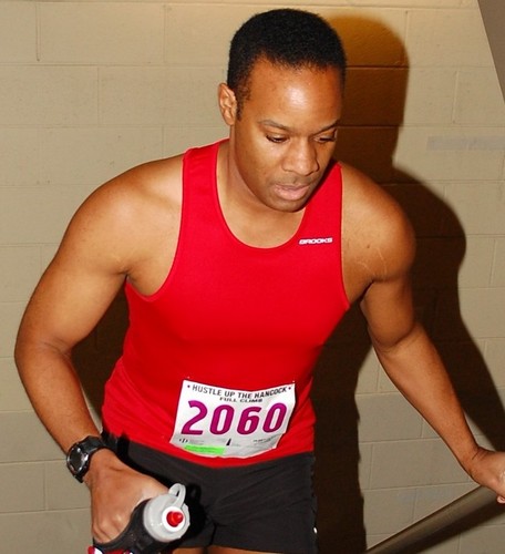 Clean Eating Advocate; Runner, Marathoner, Endurance Athlete, Half Fanatic, Marathon Maniac; Writer, Editor, Blogger.