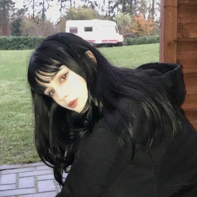 hellisty01's profile picture. 