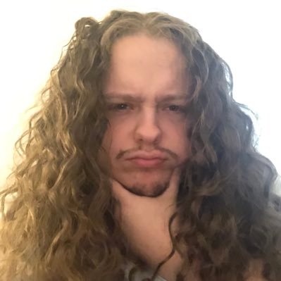 chaotic chaos on the verge of psychotic episode_afektovaný magor. Ale to je můj názor
PolPot internetového humoru
spinavej komunistickej femboy
radikalni dement