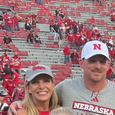 Harper's mom, coach's wife, dog lover, Tennessee girl, GBR
