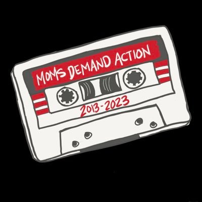 Gen X, U of M fan, 7th gen Grand Rapidian, & @momsdemand activist. Rage tweeting is my love language. Tweets=mine. Trolls=blocked. #BeSMART She/her