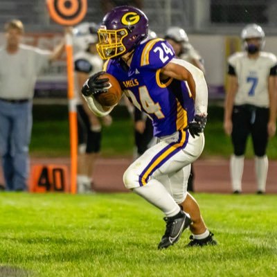 CCHS Football 25' 🐪 |RB/LB/ATH| |6ft 190lbs| |3.7 GPA| |2023 4A 1st team All-State/1st All-Conference RB| |📱:307-939-3700| |Email: trenton.rosenau@icloud.com|