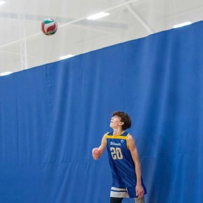 Lincoln-Way East 2027 | Ultimate 15 Gold | Outside hitter | 6’2 | Email: gmarnul@icloud.com | https://t.co/V4TdepWVB7 | 4.1 GPA
