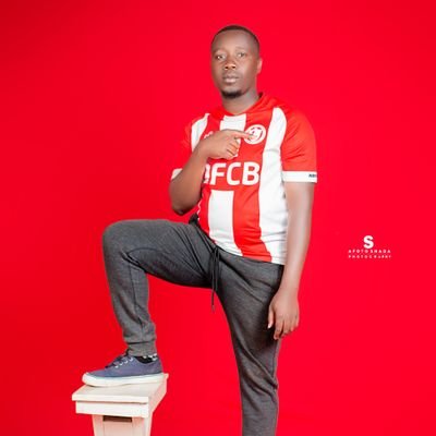 LatikuMpha's profile picture. young clinician