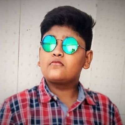 Editor | Lifelong learner |Belongs to Dravidian stock ❤️🖤💙.