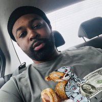 telly (@_breadwinner1) 's Twitter Profile