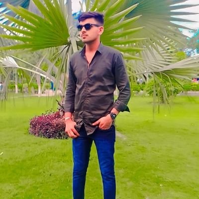 YourVivekydv's profile picture. Student । Ssc Aspirants। Patna University। Follow back 100% ।