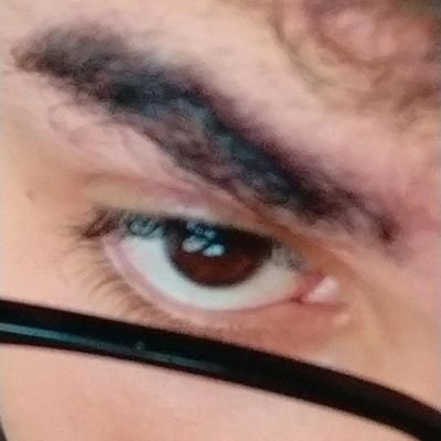 RicShiu's profile picture. awper que joga a 30fps 🤓