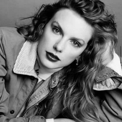 𝗥𝗘𝗗 • 1989 • 𝖗𝖊𝖕𝖚𝖙𝖆𝖙𝖎𝖔𝖓 • ᥱ᥎ᥱrm᥆rᥱ • 𝗠𝗶𝗱𝗻𝗶𝗴𝗵𝘁𝘀