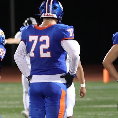 Thomas Klos 6’2 295 LBS| Varsity football OG/NG/DT|2X UEC all conference|State qualifier|Fenton high school’ 25(Illinois) 3.419 weighted GPA Football, Wrestling