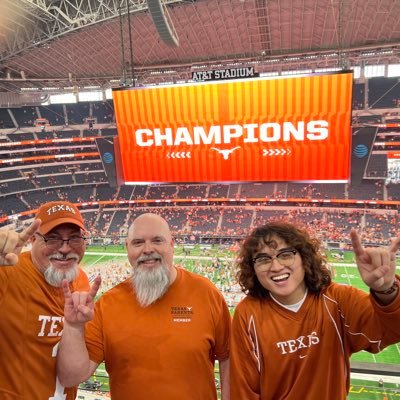 Texan | Veteran #GoArmy | Husband / Father | PROUD Longhorn Dad - class of 2027, University of Texas at Austin | #Hookem🤘🏽🤘🏽🧡