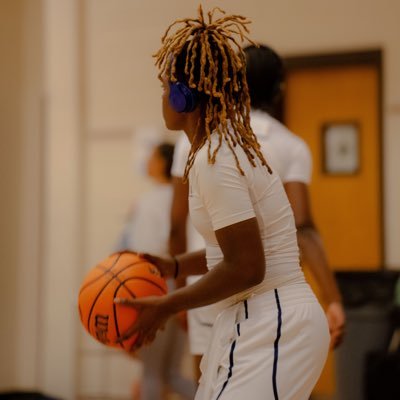 South Gwinnett High school|5’6|C/O24| Point Guard and Wing and Defensive Player|3.4GPA| GA|hudl: https://t.co/yulhJwMPiX