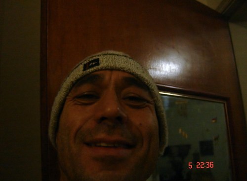 cezoka's profile picture. Amo:
         Música, dançar, conversar, dirigir...ou pilotar,hehh.!, esportes,amigos,terra,cavalos,praias,viajar, ler,namorar.