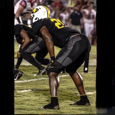 Haynesville Hs | 2025 | DE / OLB | 6’3 215 | 3.1 GPA | TOP 100 |