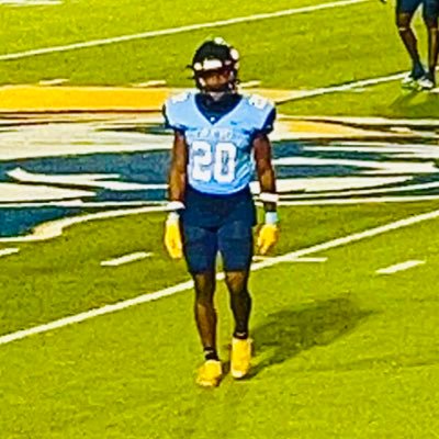 Play football and run track at #ETBU🅿️⚠️🫡 5’10 170 |4.3 40 | 42 inch vert