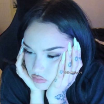 Iindeloops's profile picture. just maggie being random