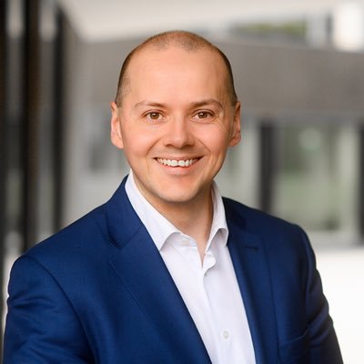 Ilgenfritz_MUC's profile picture. Senior Manager @Deloitte | ehem. stellvertretender Sprecher der Bayerischen Staatsregierung. Twittert hier privat.