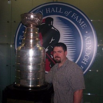 Husband, father, hockey fanatic and Star Trek disciple. Recently diagnosed with cancer(2021). Going to fight this hard.