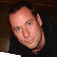(Frank) Lovethyenemy (@jperidan) 's Twitter Profile