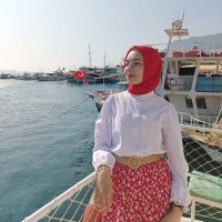 Betül (@betulkaragull) 's Twitter Profile