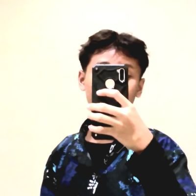 AdibaFairuz8's profile picture. 