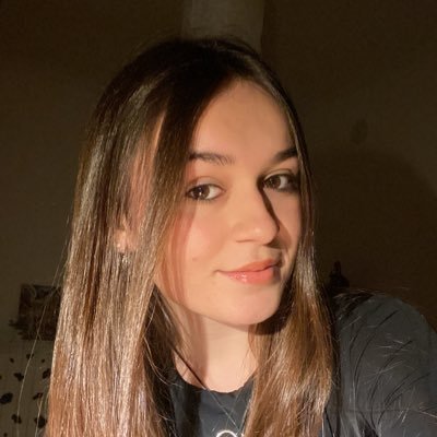 AnaOeber's profile picture. ig: ana_oeber