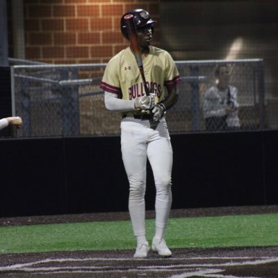 6’2 | CF | Summer Creek High ‘25 | 175 lbs | 6.6 60 yard dash | Cell (979) 402-8482 | Email - kjb28837@gmail.com | 3.6 GPA | Uncommitted