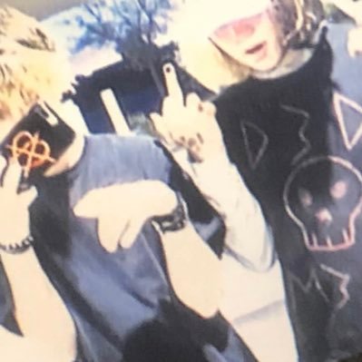 WARLORDSLAK's profile picture. I be makin music D3D43VR join the cult 👇🏻👇🏻🩸