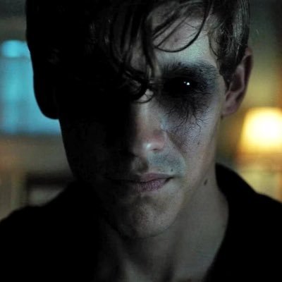 Enthralled83's profile picture. 