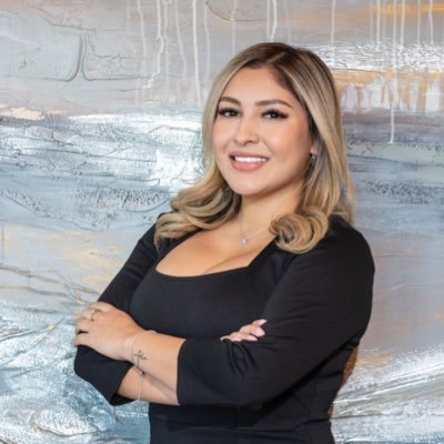 Marissagee__'s profile picture. SMB sales development •Frisco Tx