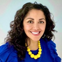 Aimee Nezhukumatathil(@aimeenez) 's Twitter Profile Photo