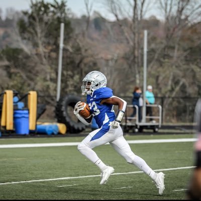 Humble🤝🏀🏈/174lbs/5’9/2025 RB & DB/@BlueRidgeSchool/2nd Team All State🏀/1st Team All State🏈Central Virginia Offensive Player of the Year🏈