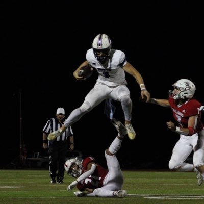 QB @ Park Hill South High School/ 2024/ 6’5, 200/4.7 40/3.75 GPA/ NCAA ID #: 2211731872