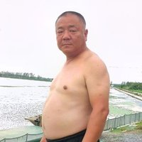 中年熊叔 (@huhucao888) 's Twitter Profile Photo