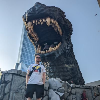 pierrewearereve's profile picture. #ReVè