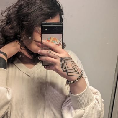 She/Her🏳️⚧️ | Latina | Leftist😏👉👉 |
Movement Player💅🏼💅🏼