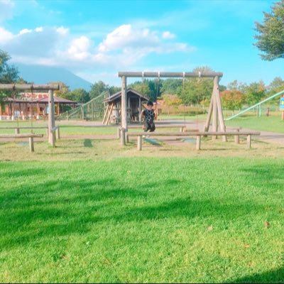 s_t_7954's profile picture. 