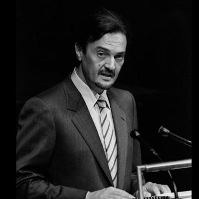 4f__re's profile picture. اللهم إني أسألك علمًا نافعًا، ورزقًا طيبًا، وعملاً متقبلاً.❤️