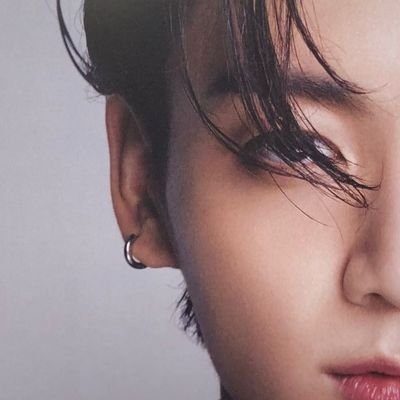 lumikookv's profile picture. small writer! My writing archive where I post little snippets and update my works! 😗😗