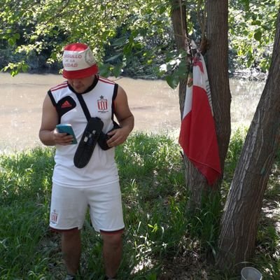 FedLopezOsornio's profile picture. You'll never walk alone              
              
Estudiantes de La Plata. #GraciasBruja. 7 a 0 #EDLP  🇵🇪 
                            de LP en 9DJ