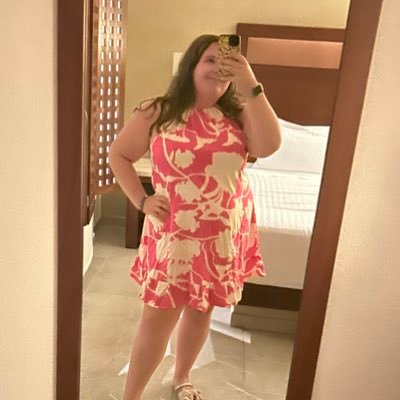 mjaayb's profile picture. the only thing that matters in this world is one direction (and sometimes sports)