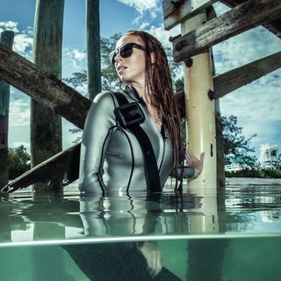 Underwater photographer and conservationist with a passion for freediving, educating and marine research. President of 501(c)(3) nonprofit @savingtheblue🦈