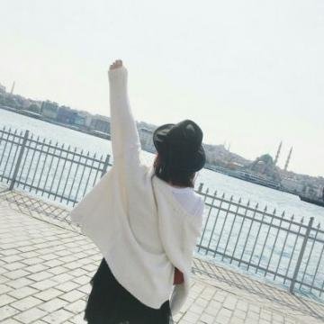 searkash24755's profile picture. If you have sunshine in your heart, there must be poetry and distance